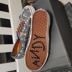 Toy story 9.5 womens vans